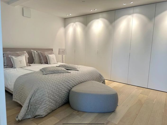 Image No.7-3 Bed Village House for sale