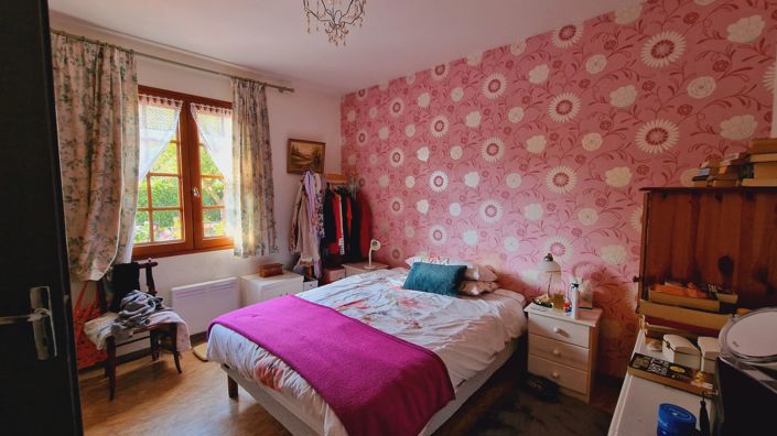 Image No.6-2 Bed House for sale