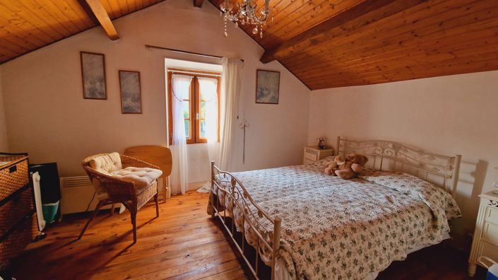 Image No.7-2 Bed House for sale