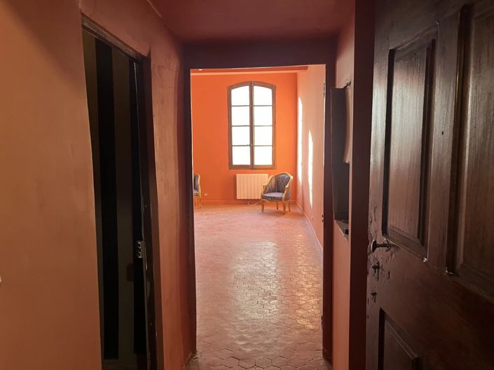 Image No.10-7 Bed House for sale