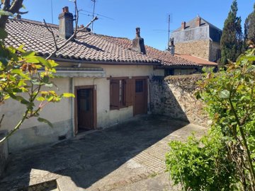 1 - Bellac, House