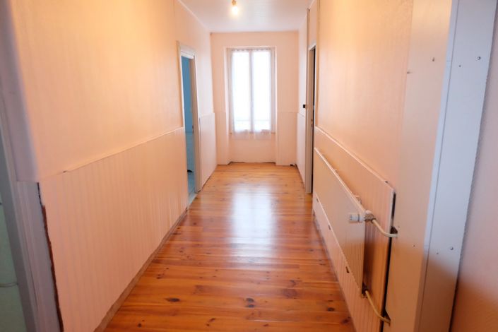 Image No.6-3 Bed House for sale