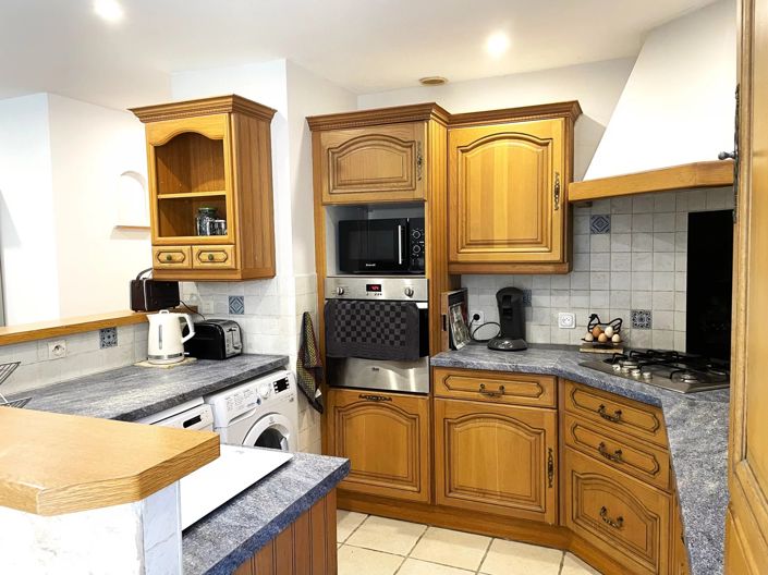 Image No.5-3 Bed House for sale