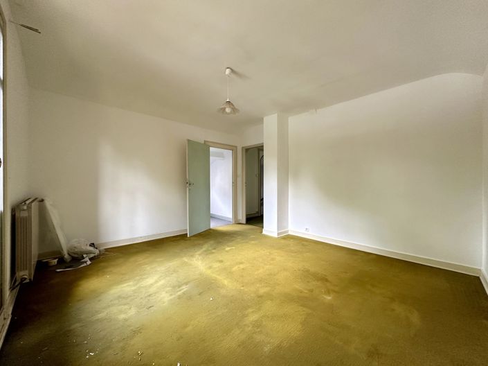 Image No.9-3 Bed House for sale