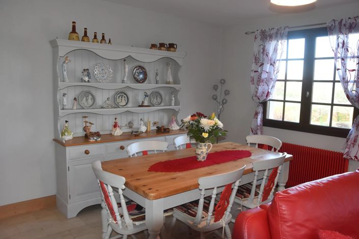 Image No.6-4 Bed House for sale