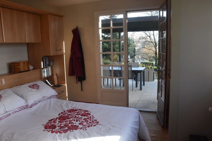 Image No.8-4 Bed House for sale