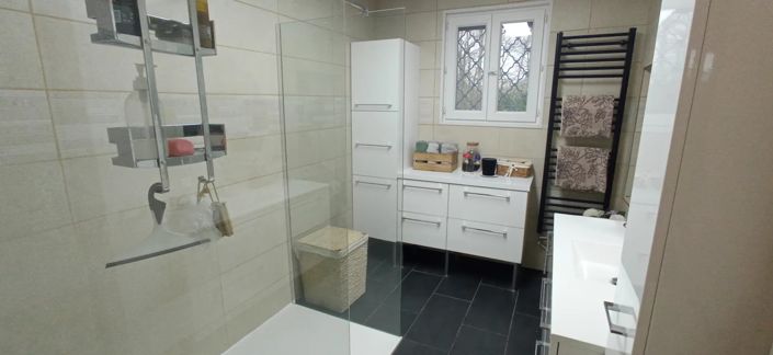 Image No.9-4 Bed House for sale