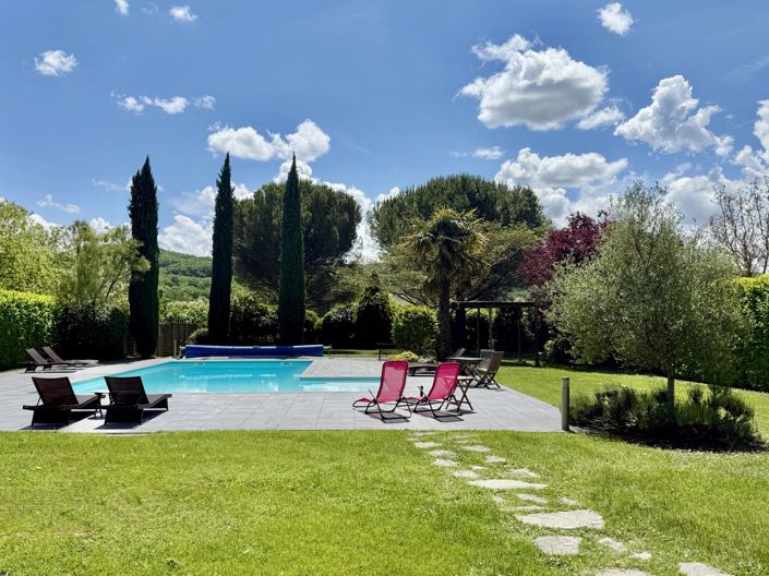 Image No.4-7 Bed House for sale