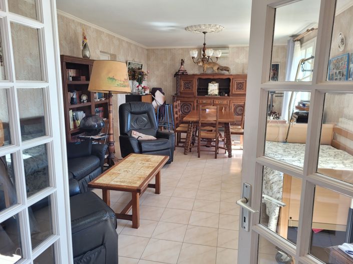 Image No.13-3 Bed House for sale