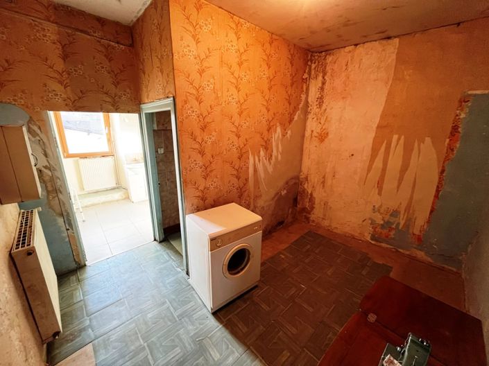 Image No.8-3 Bed House for sale