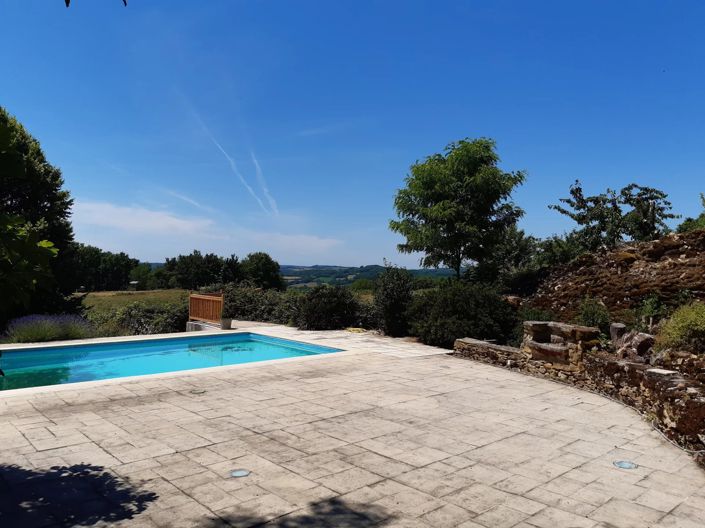 Image No.6-5 Bed House for sale