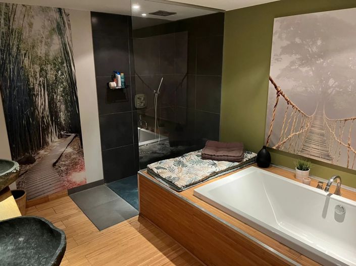 Image No.7-15 Bed House for sale