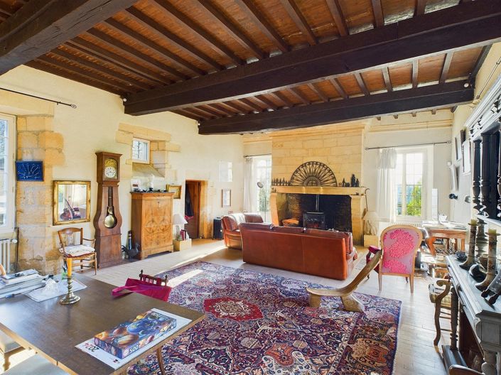 Image No.3-9 Bed House for sale