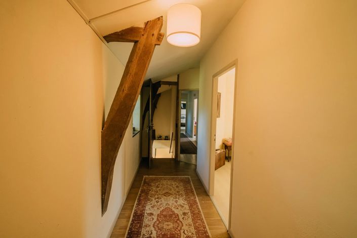 Image No.12-7 Bed House for sale