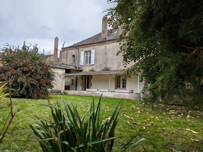 Image No.1-4 Bed Village House for sale