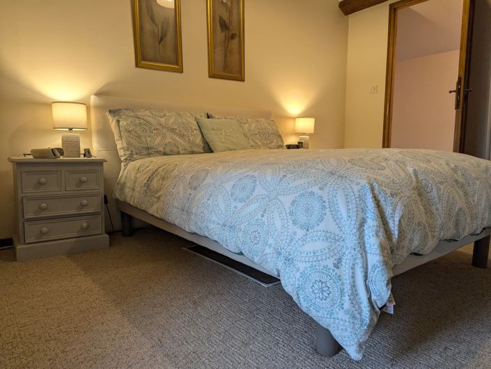 Image No.10-3 Bed Village House for sale