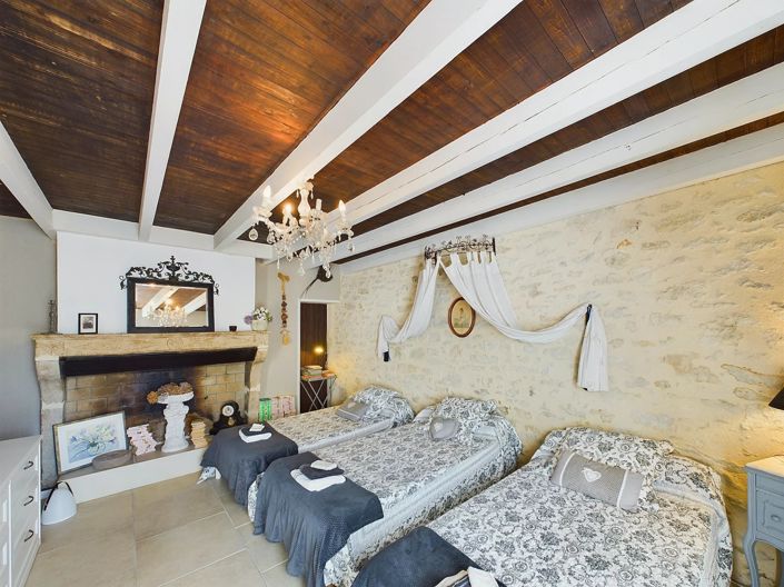 Image No.6-Maison de 7 chambres à vendre à Gensac