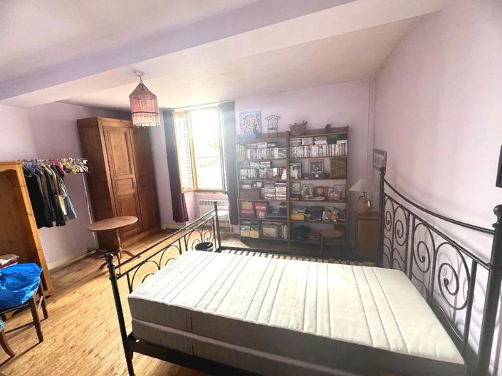 Image No.9-3 Bed House for sale