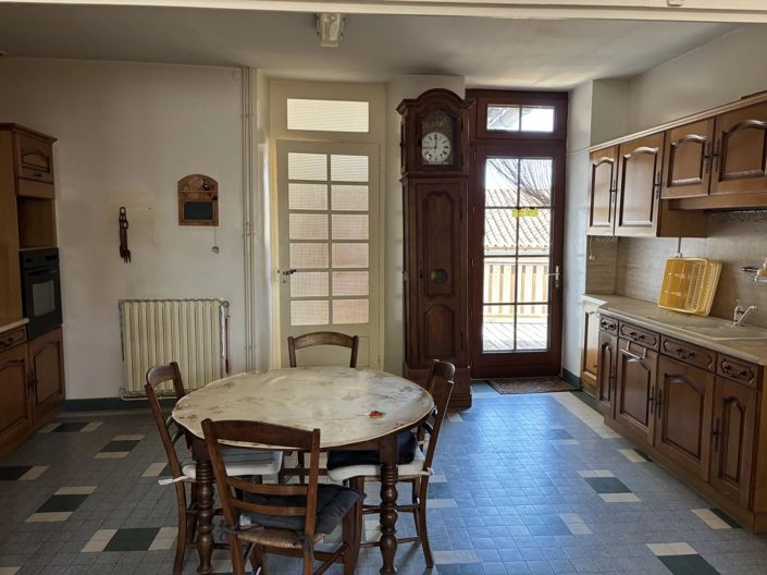 Image No.6-3 Bed House for sale