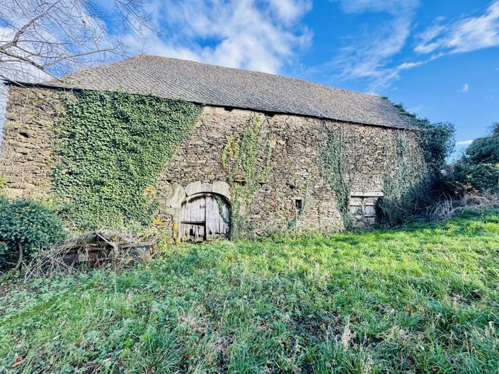 Image No.1-Barn for sale