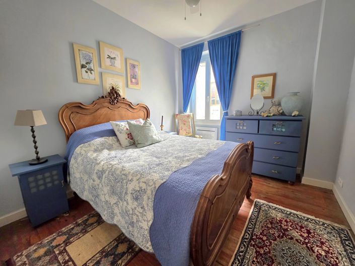 Image No.12-4 Bed House for sale