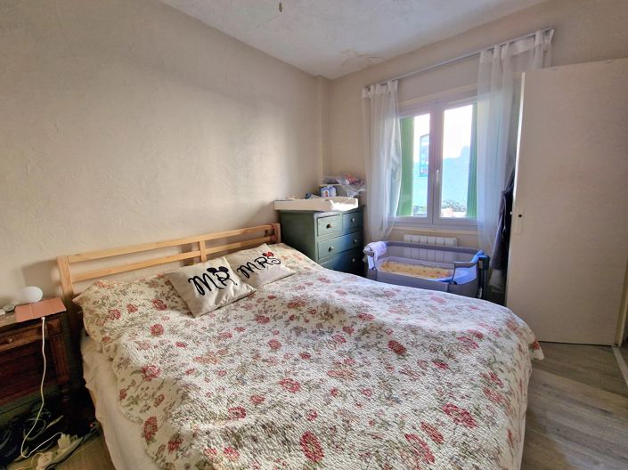 Image No.14-4 Bed House for sale