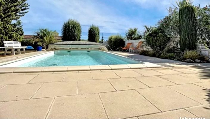 Image No.2-3 Bed House for sale