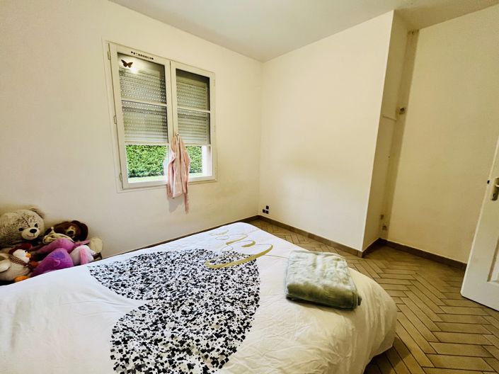 Image No.6-3 Bed House for sale