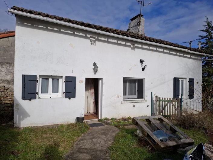 Image No.1-Maison de village de 1 chambre à vendre à Sauzé-Vaussais
