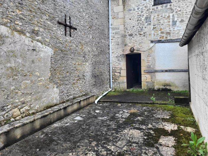 Image No.15-3 Bed House for sale