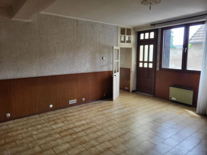 Image No.6-3 Bed House for sale