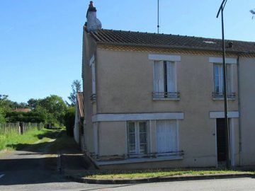 1 - Bussiere-Poitevine, House