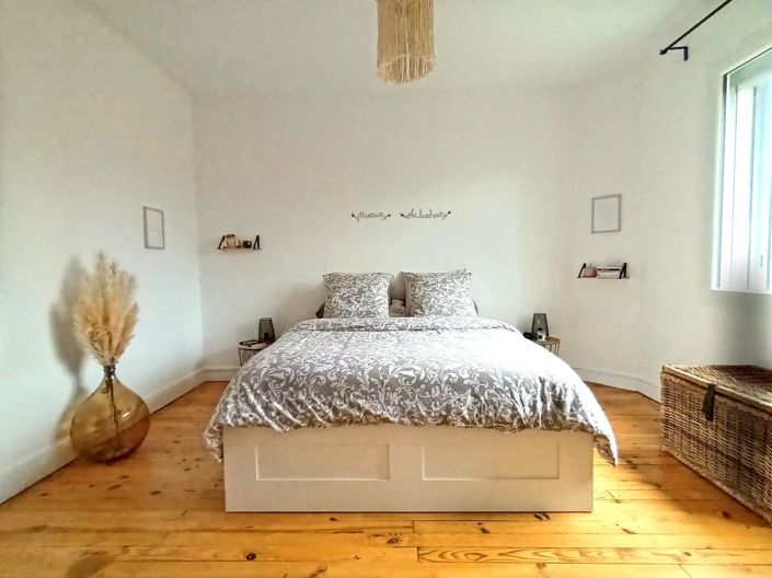 Image No.8-4 Bed House for sale