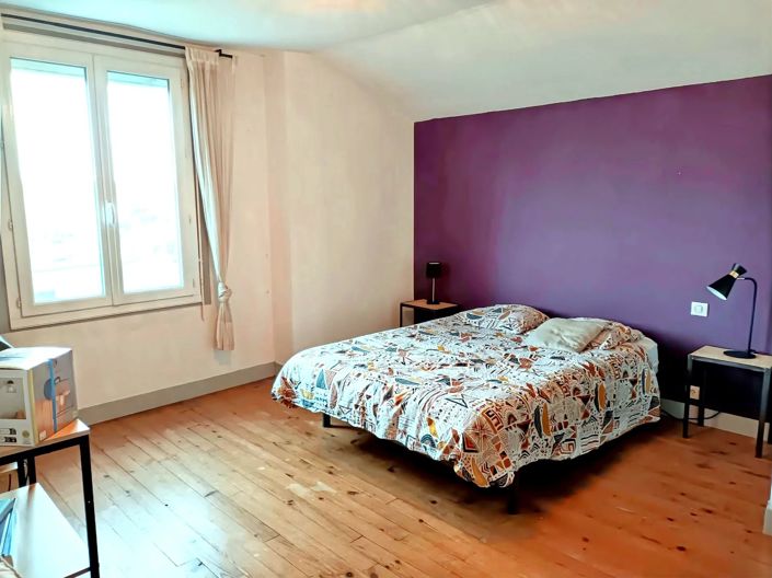 Image No.9-4 Bed House for sale