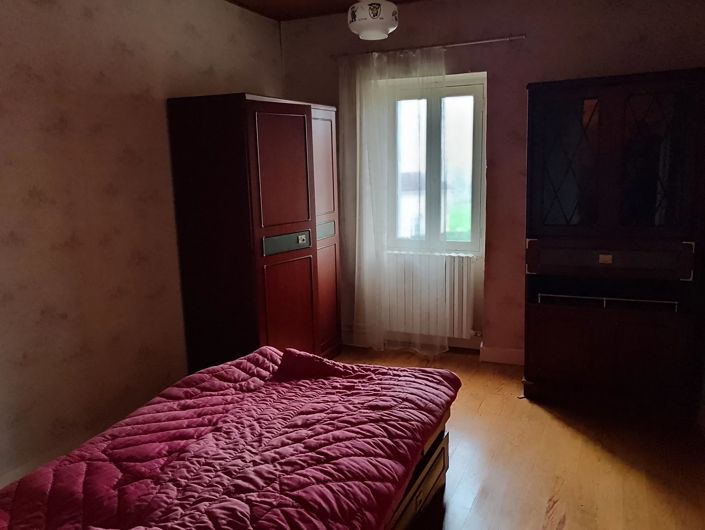 Image No.9-3 Bed House for sale