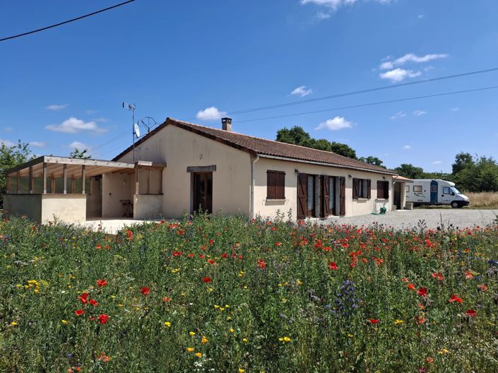 Image No.1-3 Bed House for sale