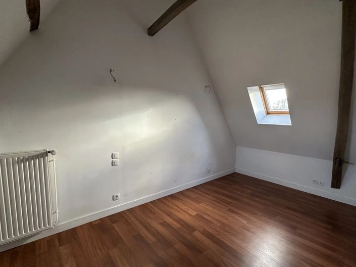 Image No.6-6 Bed House for sale