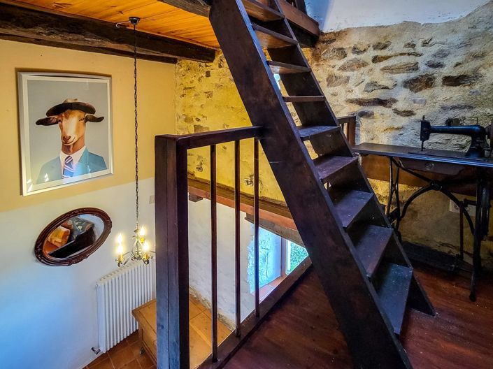 Image No.15-5 Bed House for sale