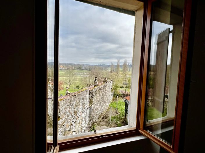 Image No.7-Maison de village de 2 chambres à vendre à Magnac-Laval