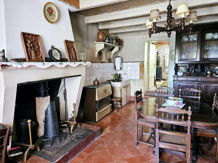 Image No.7-6 Bed House for sale