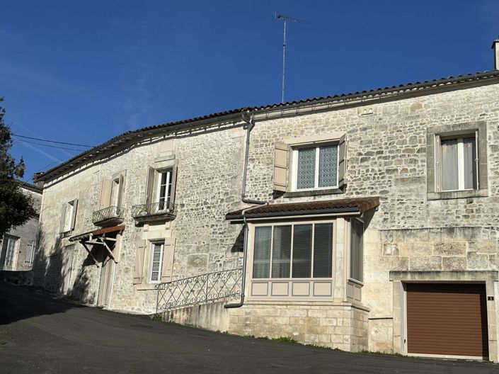 Image No.1-Maison de 4 chambres à vendre à Saint-Simon