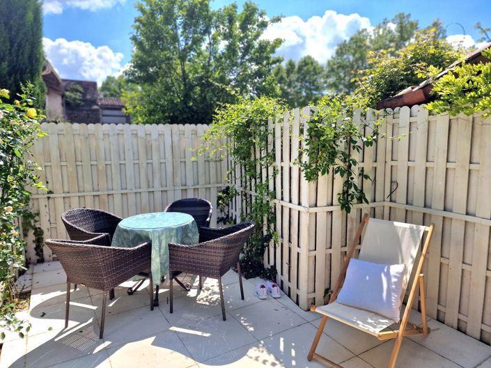 Image No.11-3 Bed House for sale