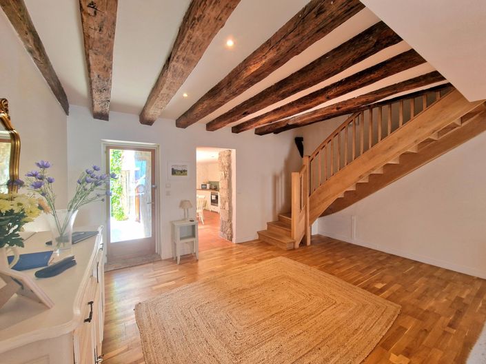 Image No.3-3 Bed House for sale