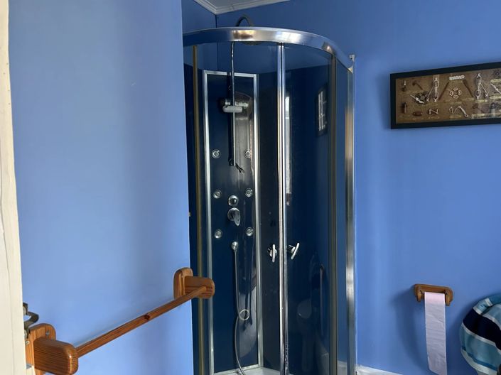 Image No.9-3 Bed House for sale