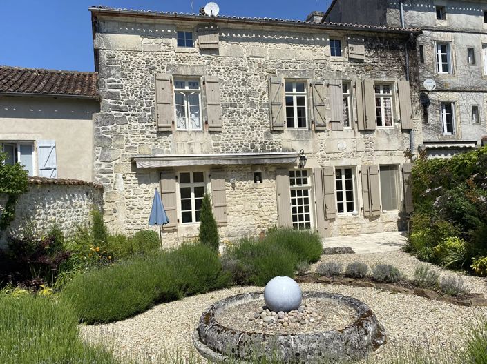 Image No.1-5 Bed Village House for sale