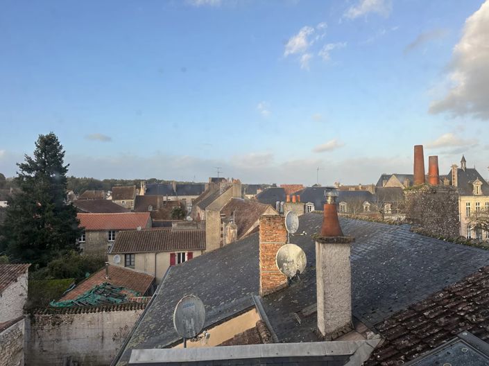 Image No.14-5 Bed Commercial for sale