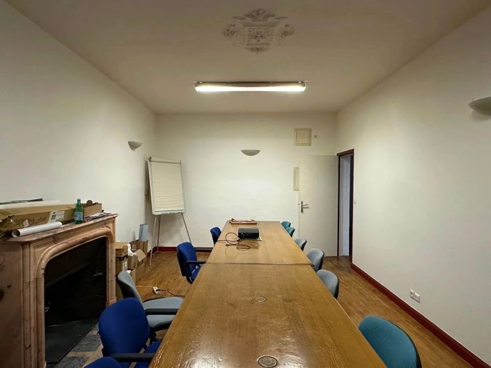 Image No.4-5 Bed Commercial for sale