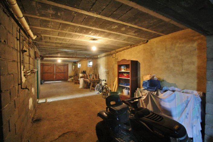 Image No.13-4 Bed House for sale