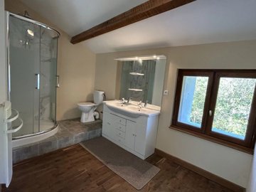 c2f64ab0f80c3a50ab664c745c3e01631e77784b2b192