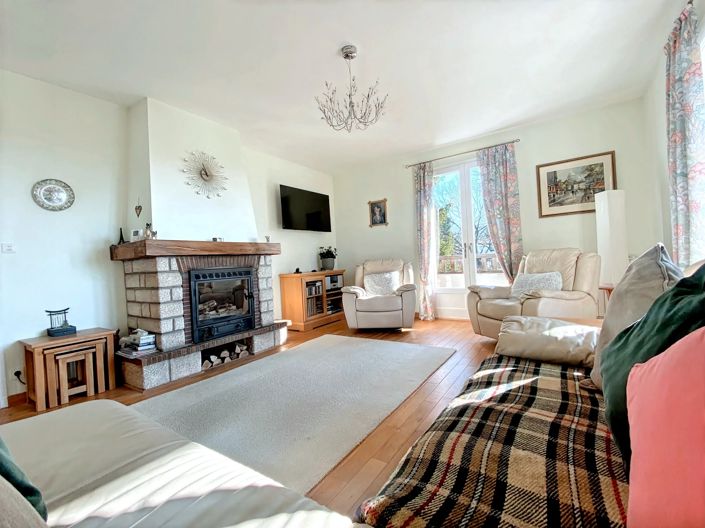 Image No.4-5 Bed House for sale